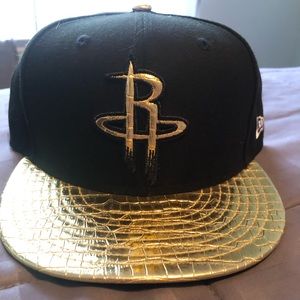 NWT Houston Rockets 🚀🏀 Black & Gold Crocodile cap 🧢